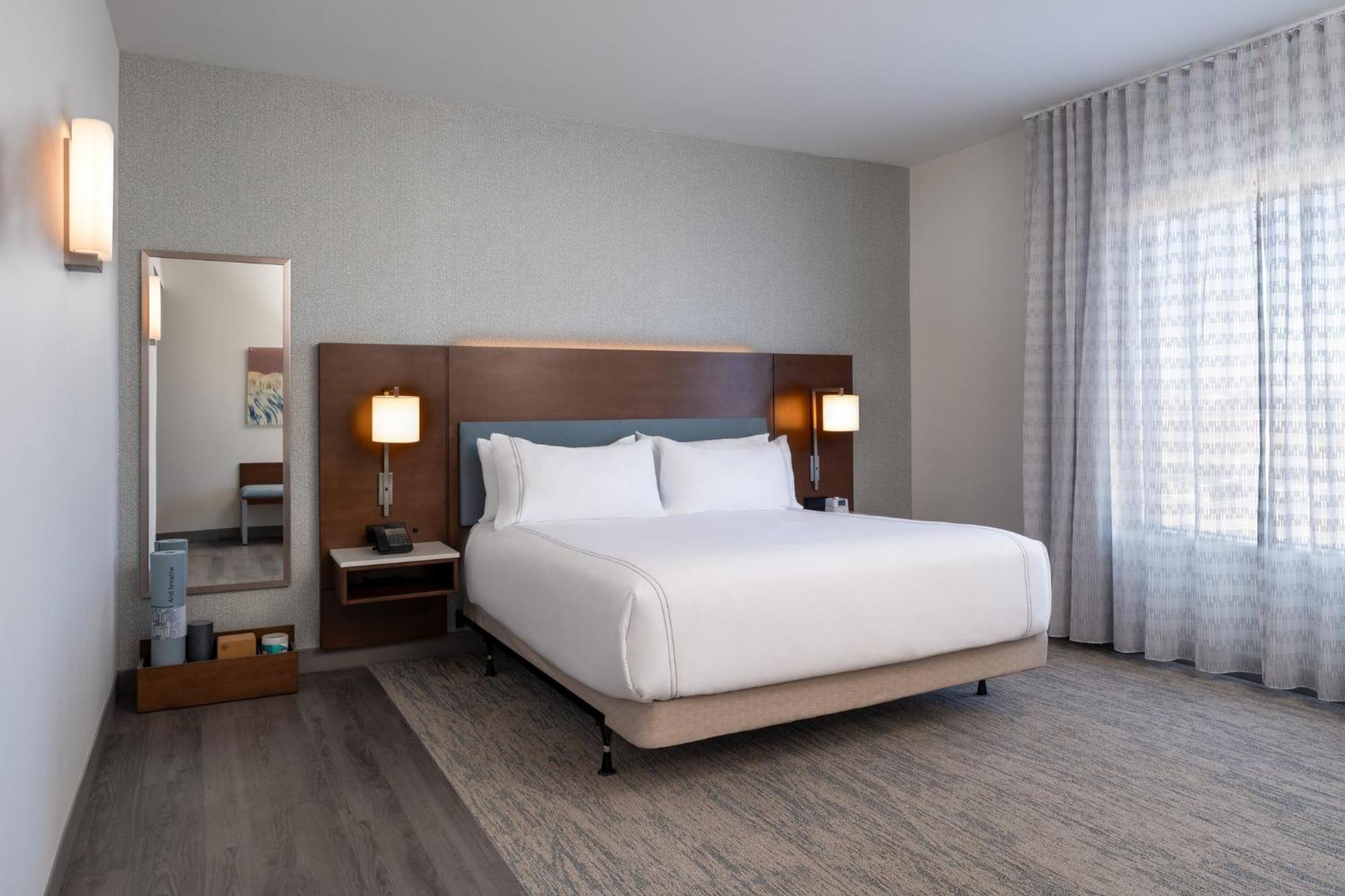 Even Hotel Bozeman Yellowstone Intl Arpt By Ihg Белград Екстер'єр фото