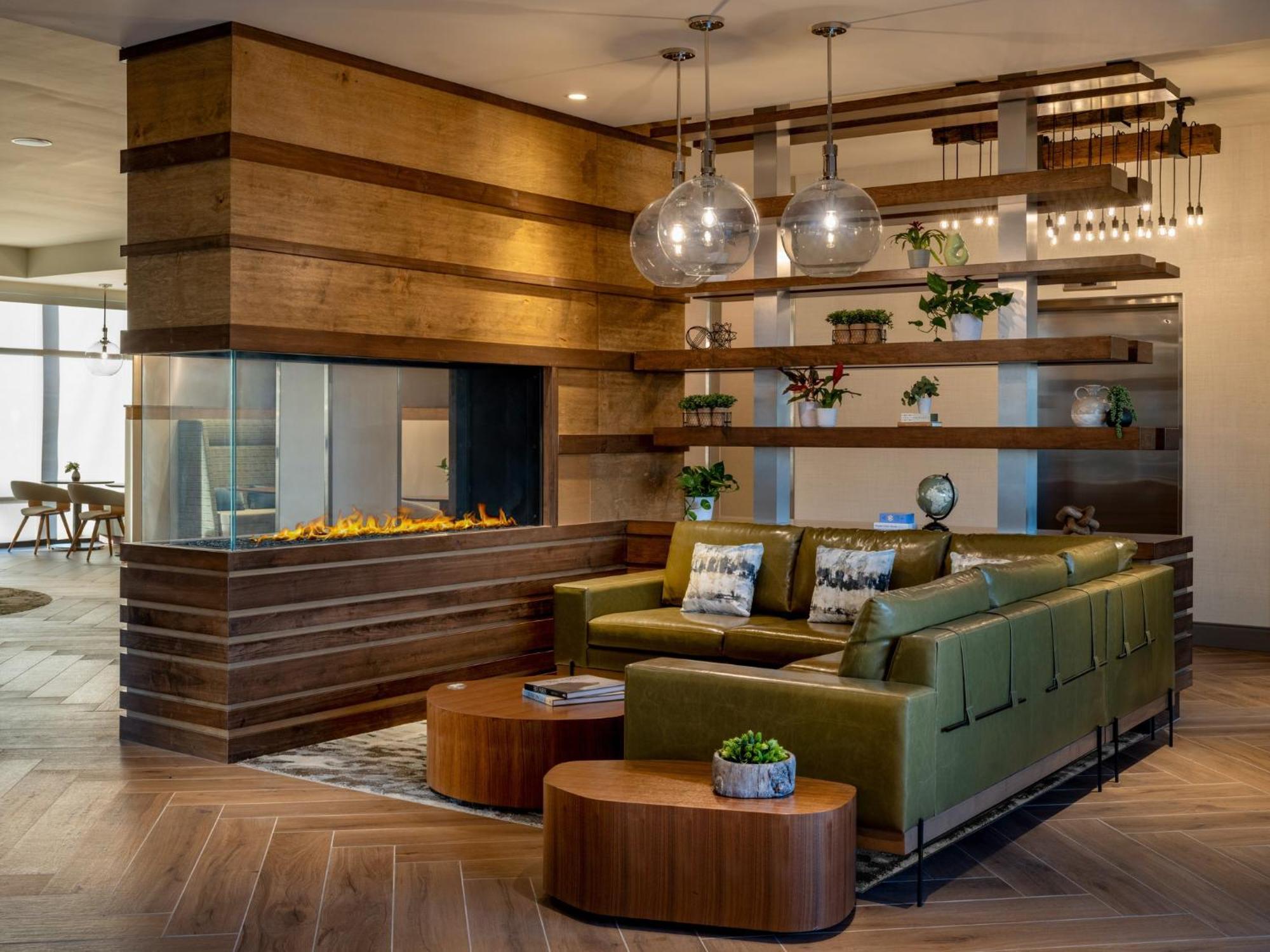 Even Hotel Bozeman Yellowstone Intl Arpt By Ihg Белград Екстер'єр фото