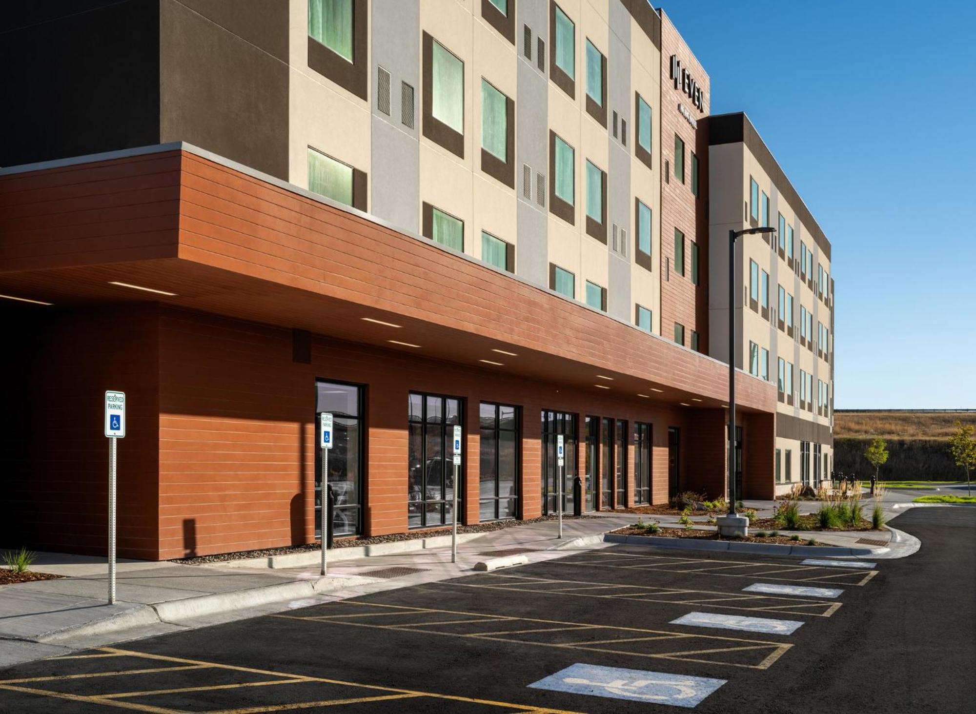 Even Hotel Bozeman Yellowstone Intl Arpt By Ihg Белград Екстер'єр фото